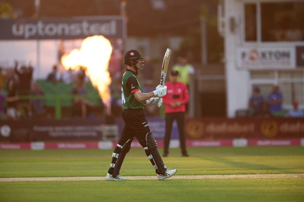 50 - Leicestershire's Ashton Turner acknowledges the crowd on reaching 50 during the Vitality T20 Blast North Group match between Leicestershire Foxes and Derbyshire Falcons at Uptonsteel Grace Rd, Leicester, UK on 27 May 2026.