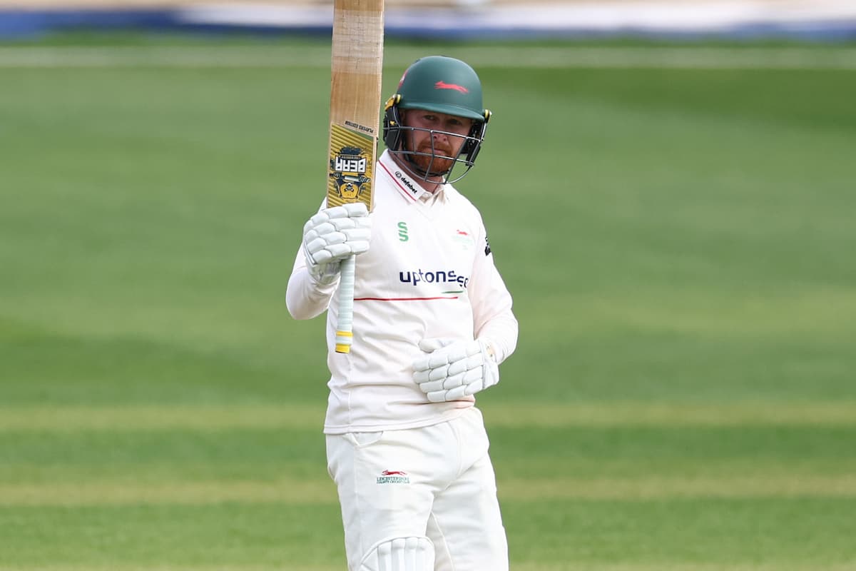 Day 3 v Glamorgan 0150 copy